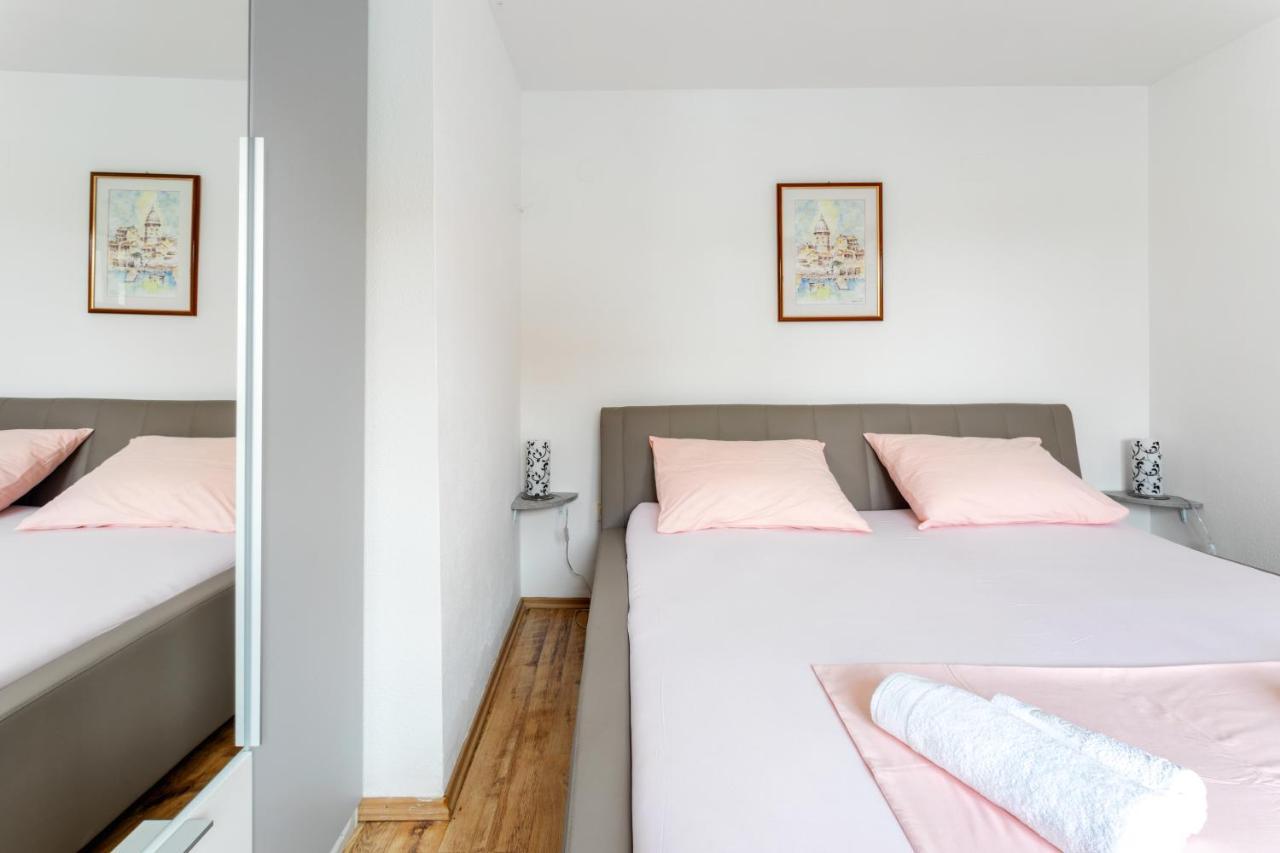 M&m - Zf Hvar Apartamento