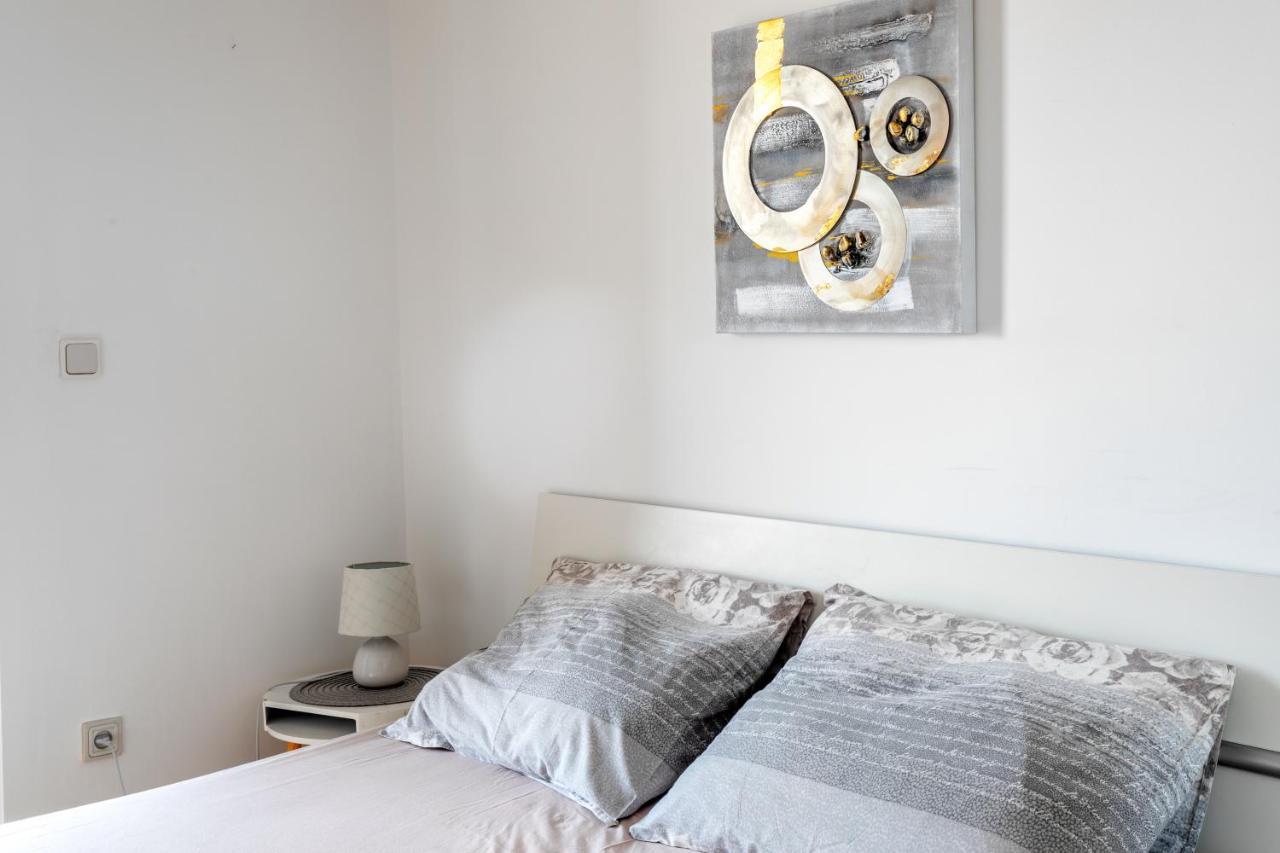 M&m - Zf Hvar Apartamento