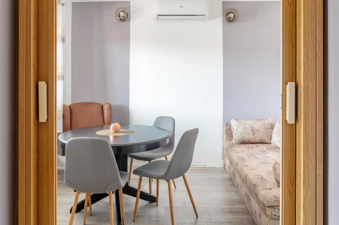M&m - Zf Hvar Apartamento